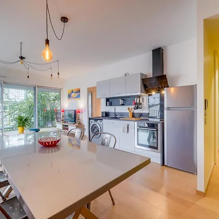 Mdor Le Darwin - Terrasse Et Parking Prive Apartmán *